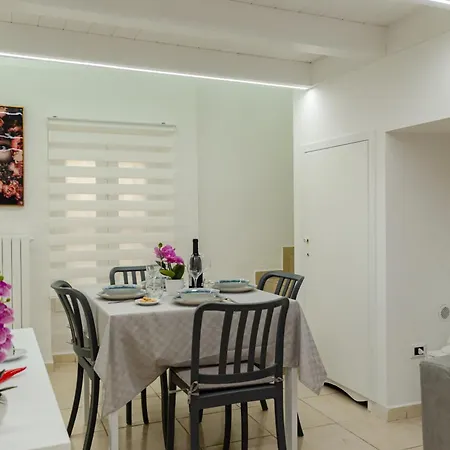 San Pio - Cozy Near Station Apartman *