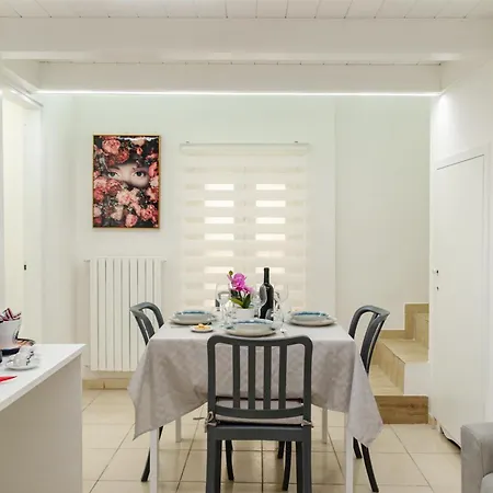 San Pio - Cozy Near Station Apartman Bari